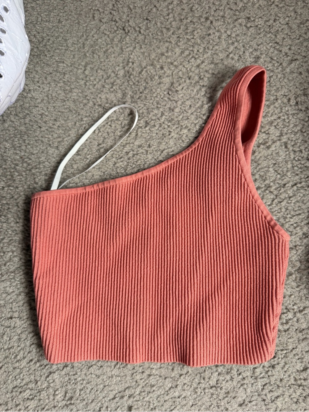 Babaton One-Shoulder Ribbed Crop Top in Coral Pink
